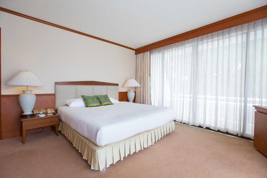 The Royal Chiang Mai Golf Resort Ban Mai  Rom bilde